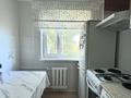 3-комнатная квартира · 62.5 м² · 5/5 этаж, Майкудук, Майкудук, мкр Восток-2 14 — Школа №17 за 23 млн ₸ в Караганде, Алихана Бокейханова р-н — фото 8