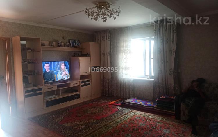 Отдельный дом • 2 комнаты • 80 м² • 6 сот., улица Байзакова 356 за 20 млн 〒 в Павлодаре — фото 2