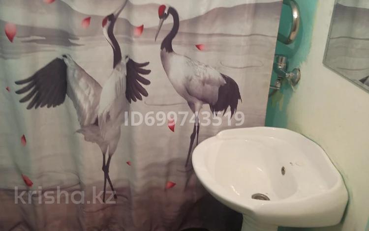 3-комнатная квартира · 48 м² · 1/2 этаж, Старый город, Касиподак 8 — 1 поликлиника за 120 000 ₸ в Актобе — фото 6