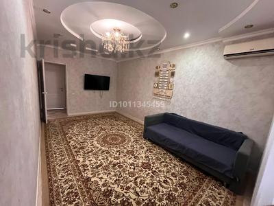 3-комнатная квартира · 70 м² · 1/5 этаж, 28А мкр, 28А-ш/а. 2 — 3 бөлмелі пәтер,1этажда.Қасында мектеп пен садик. аялдамаларға жақын. за 21 млн ₸ в Актау