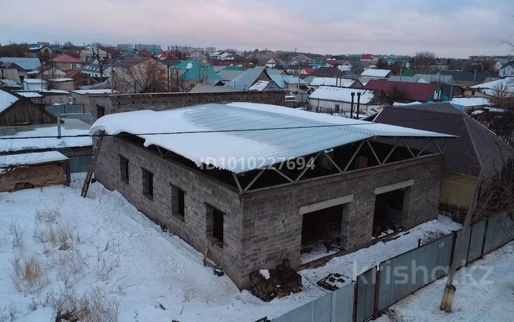 Свободное назначение · 350 м² за 40 млн ₸ в Актобе, мкр Шанхай — фото 2