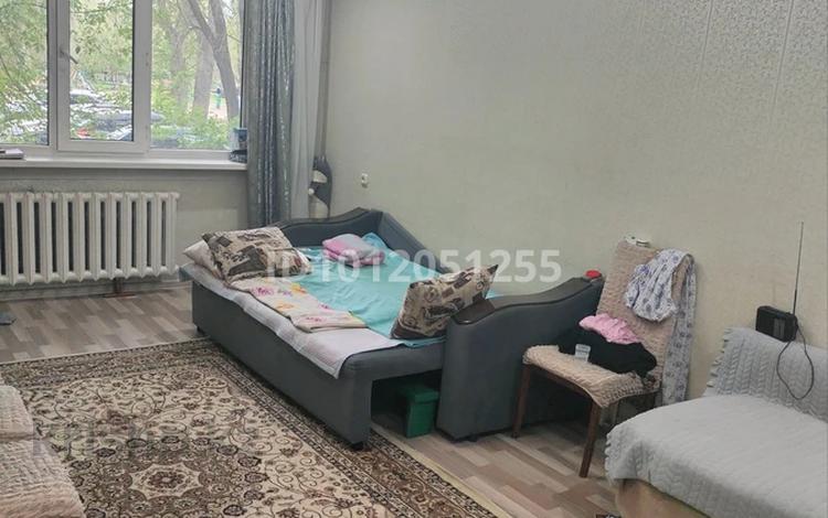 3-комнатная квартира · 62 м² · 1/5 этаж, Кв-л Пришахтинск 17 за 16.5 млн ₸ в Караганде — фото 2