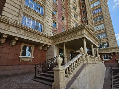 4-комнатная квартира, 147 м², 9/11 этаж, Алии Молдагуловой — Мкр. Алтын орда за 95 млн 〒 в Актобе