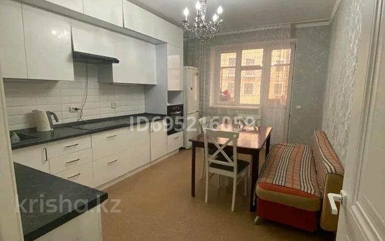2-комнатная квартира · 65 м² · 4/5 этаж, мкр Комсомольский, Кургальжинское шоссе — Максут Нарикбаева за 300 000 ₸ в Астане, Есильский р-н — фото 2