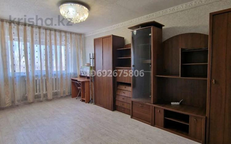 2-комнатная квартира, 50 м², 5/5 этаж помесячно, Абая 83 за 200 000 〒 в Талгаре — фото 2