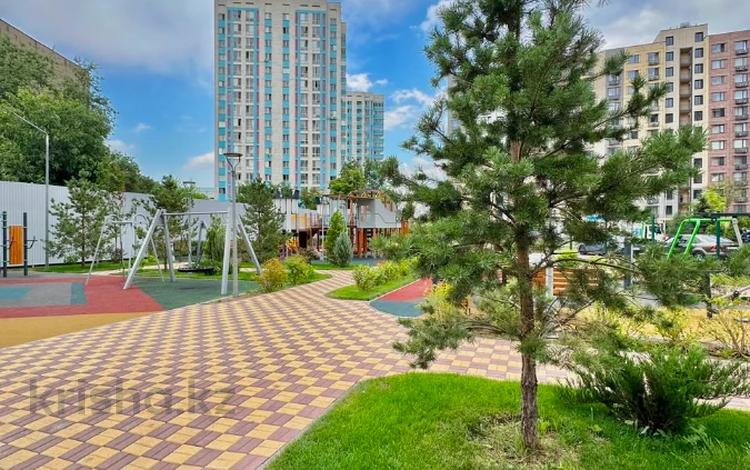 2-комнатная квартира · 42 м², Райымбека 210 за 40.5 млн ₸ в Алматы, Алмалинский р-н — фото 2