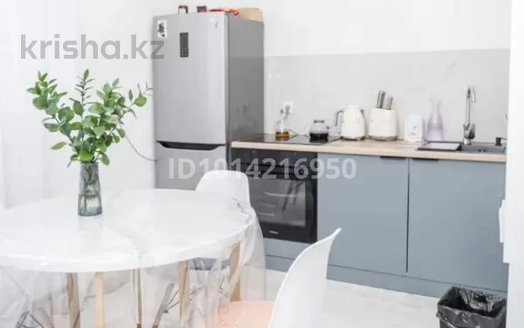 2-комнатная квартира · 60 м² · 6/9 этаж, А. Байтурсынова 40 — Район “Нұрлы жол” за 270 000 ₸ в Астане, Алматы р-н — фото 2