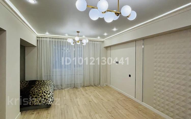 1-бөлмелі пәтер · 42 м² · 4/15 қабат, ул. Толе би 273/5, бағасы: 40 млн ₸ в Алматы, Алмалинский р-н — фото 2
