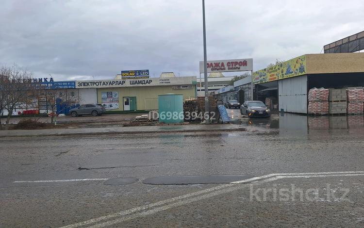 Магазины и бутики, склады · 120 м² за 13 млн 〒 в Актау, 30-й мкр — фото 2