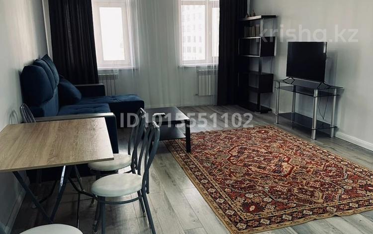 3-комнатная квартира · 90 м² · 3/8 этаж, Чингиза Айтматова 46 за 450 000 ₸ в Астане, Нура р-н — фото 2