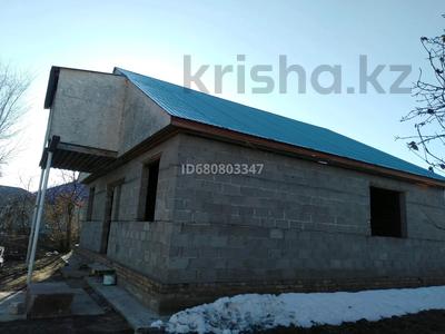 Дача · 4 комнаты · 120 м² · 10 сот., Районе Айгуль дача Локомотив 352 — Клубничная за 12 млн 〒 в Уральске