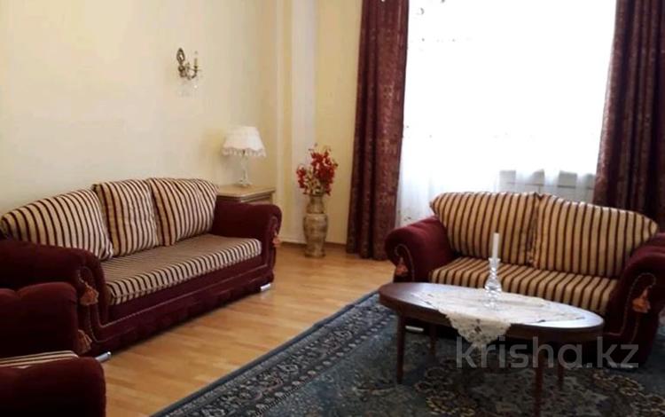 4-комнатная квартира · 130 м² · 10/16 этаж, Республики 7/2 — Гумар Караш за 390 000 〒 в Астане, Сарыарка р-н — фото 2