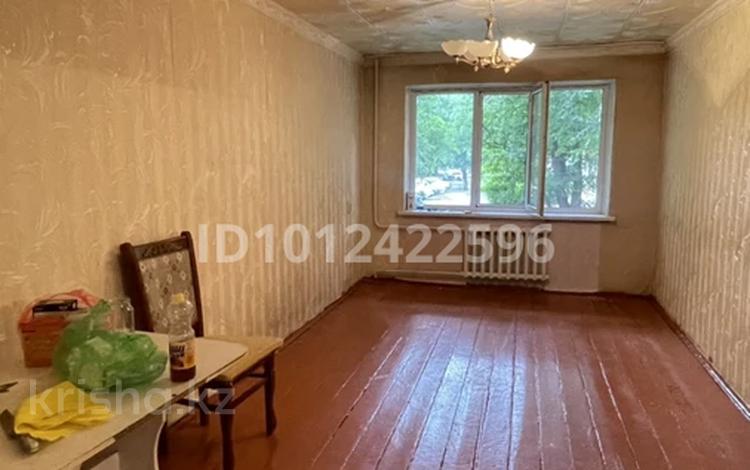 2-бөлмелі пәтер · 45 м² · 1 қабат, мкр Акбулак 6, бағасы: 100 000 ₸ в Таразе — фото 2