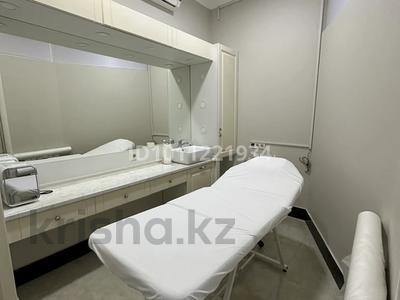 Салоны красоты, кабинеты и рабочие места, студии · 10 м² за 100 000 ₸ в Алматы, Алмалинский р-н