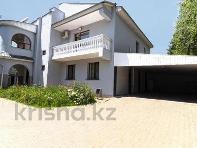 Отдельный дом · 7 комнат · 340 м², Кыз Жибек 15 за 1.5 млн 〒 в Алматы, Медеуский р-н