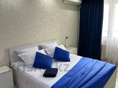 1-комнатная квартира · 55 м² · 2/4 этаж, ул. Туркестанская 2\3 за 2 000 〒 в Шымкенте, Аль-Фарабийский р-н