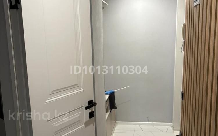 2-бөлмелі пәтер · 45 м² · 2/4 қабат, Айманова 210 — Акимат Бостандыкского района, бағасы: 300 000 ₸ в Алматы, Бостандыкский р-н — фото 2