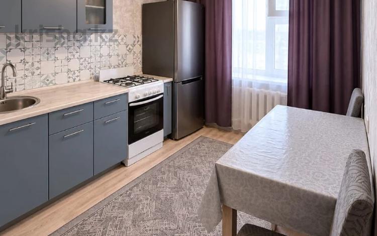 2-комнатная квартира · 53 м² · 6/6 этаж, мкр 4 за 15.7 млн ₸ в Уральске — фото 2