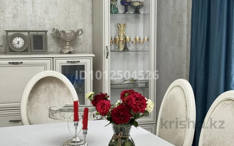 Дом · 6 комнат · 180 м², мкр Самал-2, Алтын Бесік 26 за 80 000 ₸ в Шымкенте, Абайский р-н — фото 2