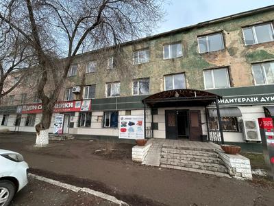 Еркін, кеңселер, дүкендер мен бутиктер, қоймалар, жқб, автосервистер мен көлік жуу, қоғамдық тамақтану орны, сұлулық салондары, ауыл шаруашылығы, монша, қонақ үй және демалыс орындары, медорталықтар мен дәріханалар, білім орталықтары, ойын-сауық · 242 м², бағасы: 30 млн ₸ в Актобе