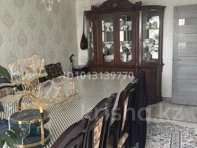 4-бөлмелі пәтер · 100 м² · 2/5 қабат, Балықшы ш/а., Каршымбай Ахмедяров 21, бағасы: 28 млн ₸ в Атырау, пгт Балыкши