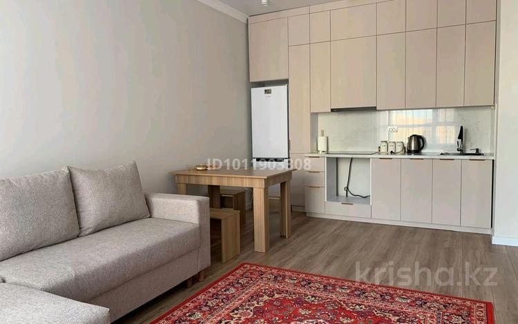 2-комнатная квартира · 39 м² · 8/18 этаж, Е-36 2 за 260 000 ₸ в Астане, Нура р-н — фото 2