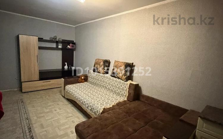 2-бөлмелі пәтер · 150 м² · 5/5 қабат, Михаэлиса 13, бағасы: 50 000 ₸ в Усть-Каменогорске — фото 2