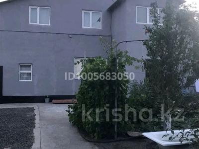 Отдельный дом · 4 комнаты · 303 м² · 6 сот., Байкент — Еркинова за 33 млн ₸ в Атырау, мкр Привокзальный-3