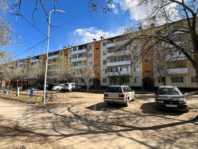 4-бөлмелі пәтер · 61 м² · 5/5 қабат, Деева 11, бағасы: 18 млн 〒 в Жезказгане