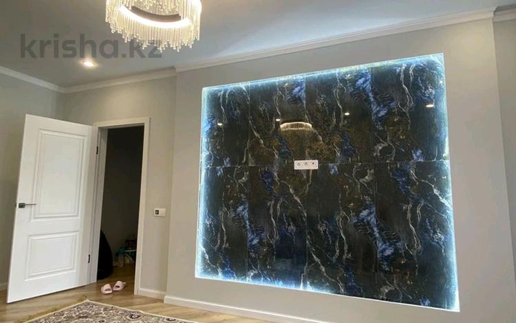 2-бөлмелі пәтер · 60 м² · 6/12 қабат, Кабанбай батыра 59, бағасы: 39.5 млн ₸ в Астане, Есильский р-н — фото 87