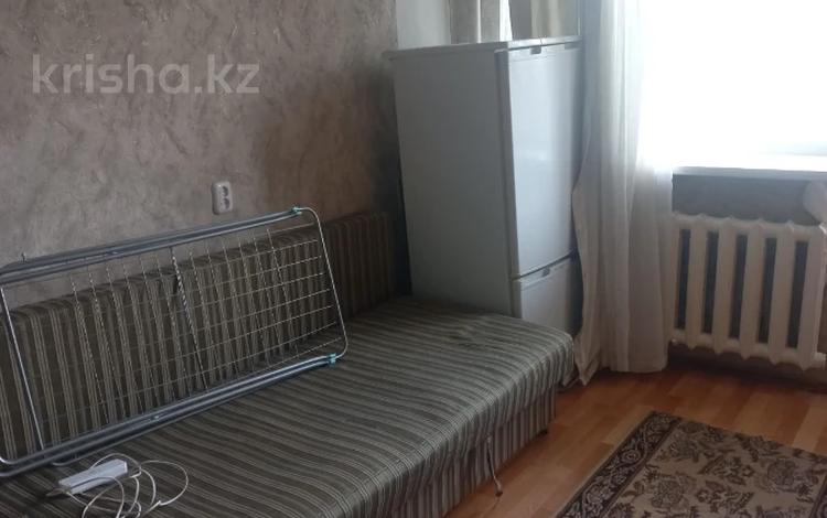 1-бөлмелі пәтер · 31.5 м² · 4/6 қабат, 27-шағынаудан, Строителей, бағасы: 12 млн ₸ в Караганде, Казыбек би р-н — фото 2