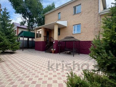 Отдельный дом · 6 комнат · 255 м² · 10 сот., мкр Кунгей , Мкр Кунгей, улица Жанабаева 7 за 115 млн 〒 в Караганде, Казыбек би р-н