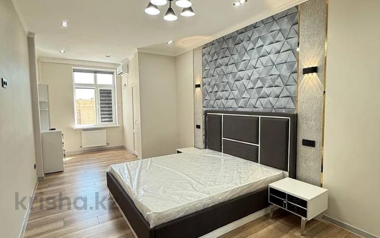 2-комнатная квартира · 80 м² · 8/10 этаж, 19-й мкр 34 за 38.5 млн ₸ в Актау — фото 2