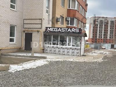 Помещение с ремонтом 350 кв.м · 350 м², бағасы: 50 млн 〒 в Актобе, мкр. Алтын орда