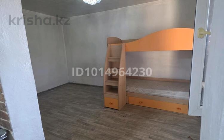 Отдельный дом · 2 комнаты · 50 м² · 8 сот., Макатаева за 100 000 ₸ в Алатау — фото 2