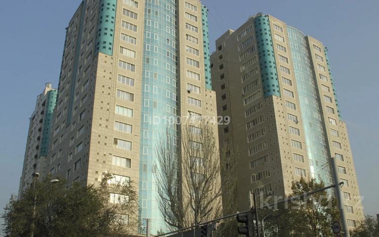 4-комнатная квартира · 236 м² · 4/22 этаж, Достык 160 за 219.9 млн ₸ в Алматы, Медеуский р-н — фото 2
