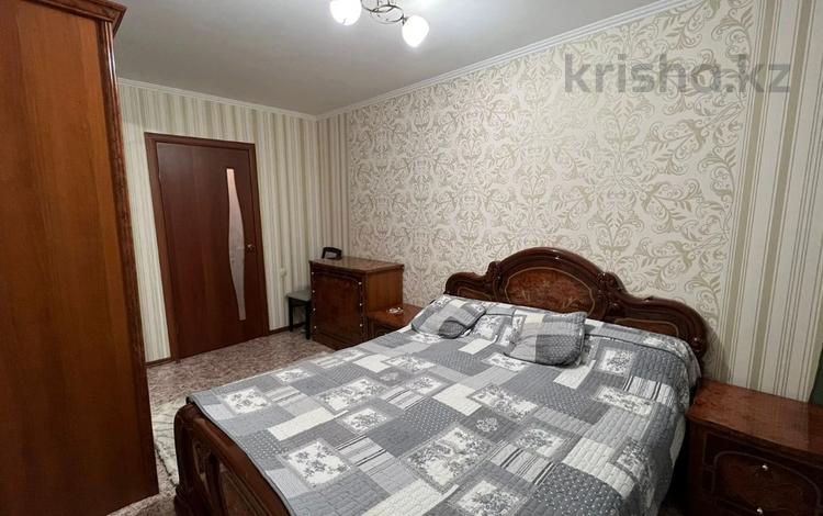 3-комнатная квартира, 65 м², 4/6 этаж, Советская за 25.5 млн 〒 в Петропавловске — фото 4