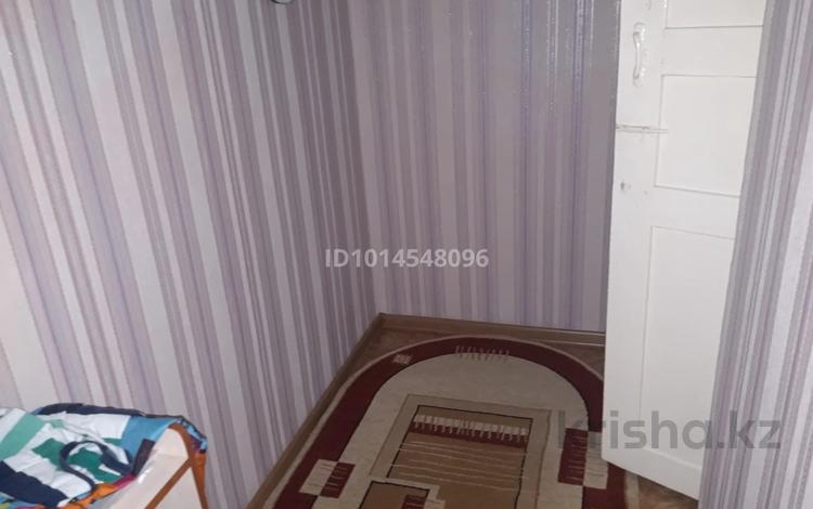 2-комнатная квартира · 41 м² · 2/5 этаж, мкр Акбулак — Баласағұнның артқы бетіндегі дом за 15 млн ₸ в Таразе — фото 2