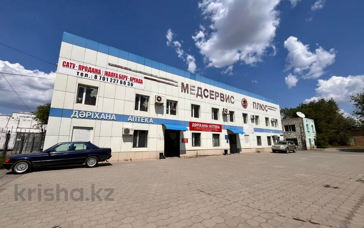Свободное назначение · 689.5 м² за 145 млн ₸ в Караганде, Казыбек би р-н — фото 6