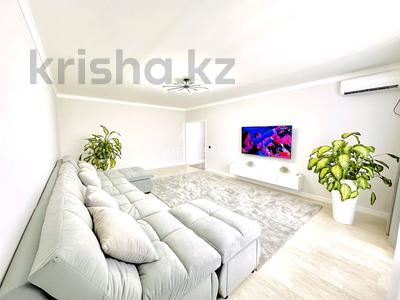 2-комнатная квартира · 79 м² · 4/9 этаж, мкр Центральный, Махамбета — Рахат, ТД Насиха за 20 000 〒 в Атырау