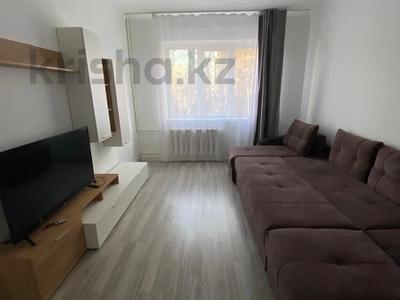 3-комнатная квартира · 72 м² · 3/8 этаж, Макатаева 53 за 350 000 ₸ в Алматы, Медеуский р-н