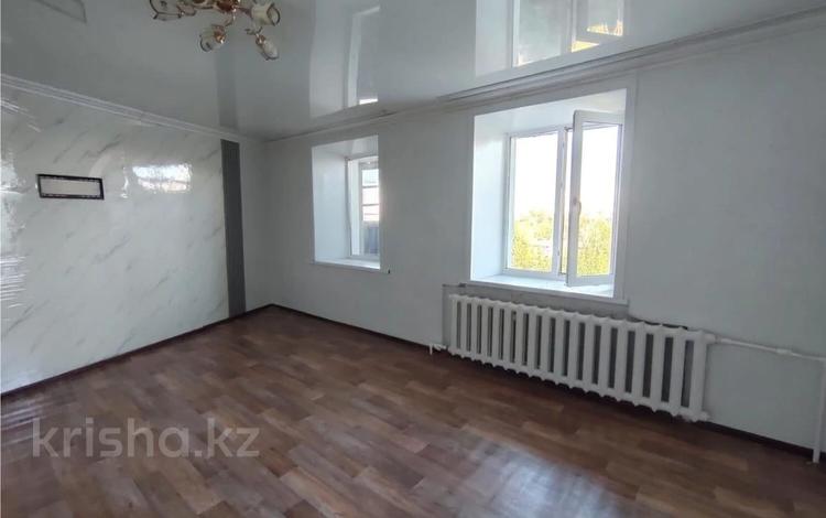 2-комнатная квартира · 54.7 м² · 9/9 этаж, мкр Юго-Восток, Мкр Юго-Восток пр. Шахтеров — Католический костел за 16 млн ₸ в Караганде, Казыбек би р-н — фото 2