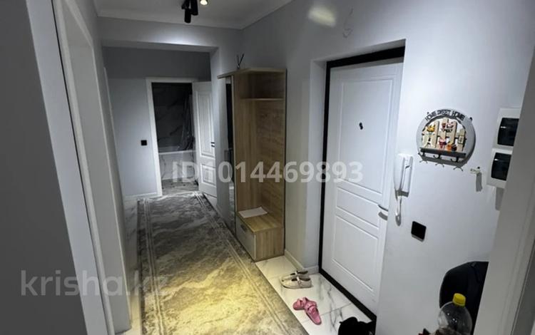 2-комнатная квартира · 65 м² · 6/13 этаж, Есенова 160/3 за 300 000 ₸ в Алматы, Жетысуский р-н — фото 2