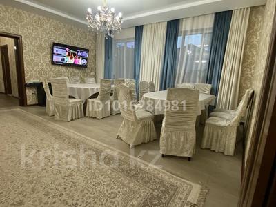 Дом · 5 комнат · 250 м², Ескалиева 165 — Около областного Акимата за 6 500 ₸ в Уральске