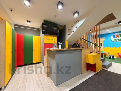 Медорталықтар мен дәріханалар · 250 м², бағасы: 190 млн ₸ в Астане