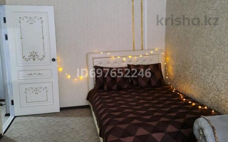 1-комнатная квартира · 40 м² · 1/5 этаж, 5-й микрорайон, Ворошилова 1а — Ворошилова-Абая за 10 000 ₸ в Костанае — фото 3