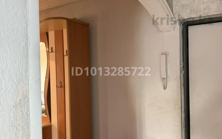 2-комнатная квартира · 45 м² · 2/5 этаж, мкр Казахфильм 13 за 350 000 ₸ в Алматы, Бостандыкский р-н — фото 2