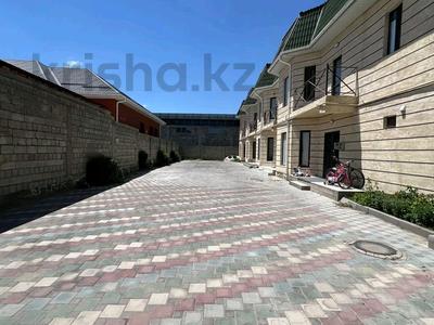 Үйдің бір бөлігі · 4 бөлме · 155 м² · 4 сот., Дүйсен Баянова 166 — Таунхаус, бағасы: 43 млн ₸ в Таразе