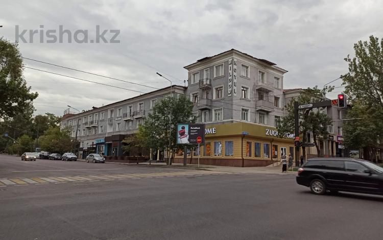 4-комнатная квартира, 100 м², 2/3 этаж помесячно, Назарбаева 118