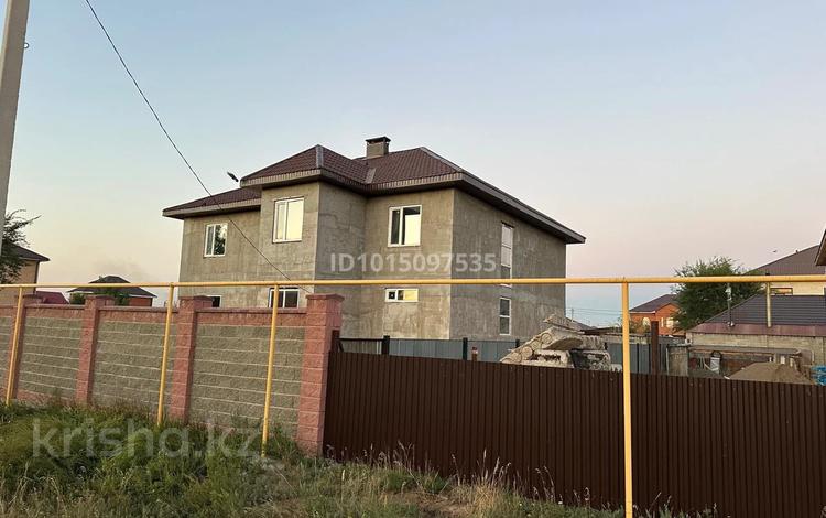 Отдельный дом · 4 комнаты · 700 м² · 10 сот., Қажымұқан 50 — Республика за 50 млн ₸ в Косшы — фото 2